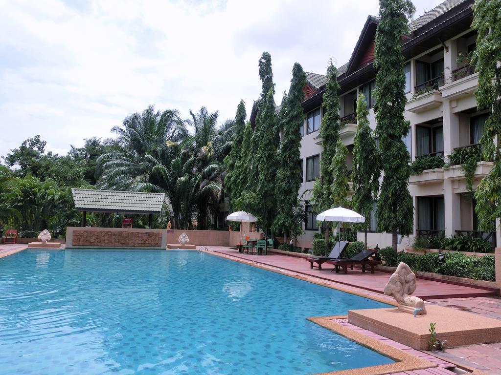 Ubon Buri Hotel & Resort Warin Chamrap Phòng bức ảnh